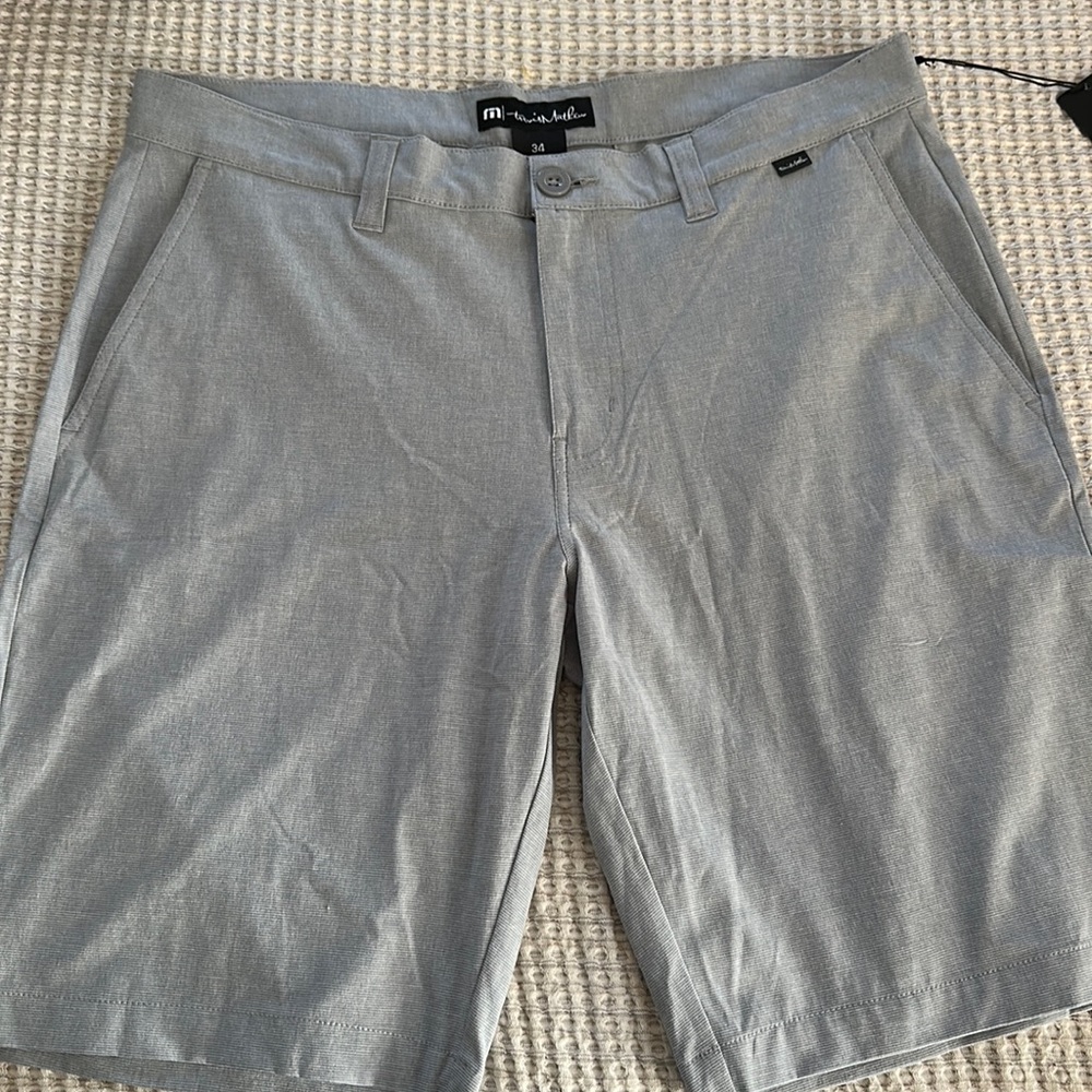 Travis Mathew men’s golf shorts